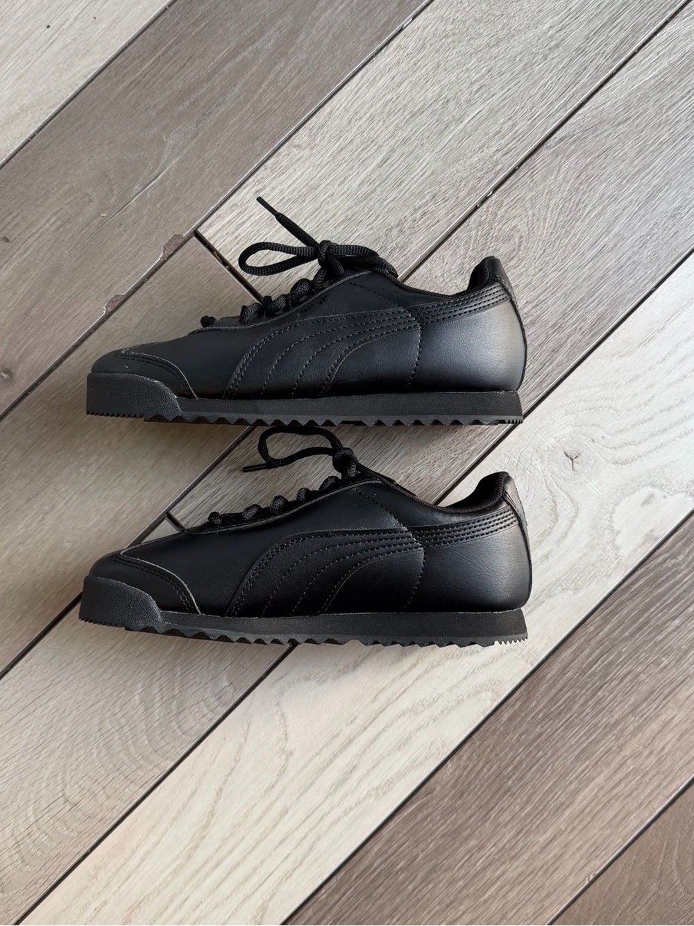 Puma Roma Basic sneakers - Big Kids - Picture 4 of 7